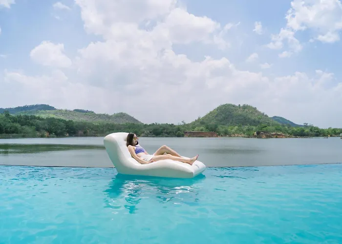 Inlaya รีสอร์ท 4*