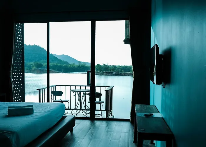 รีสอร์ท Inlaya 4*